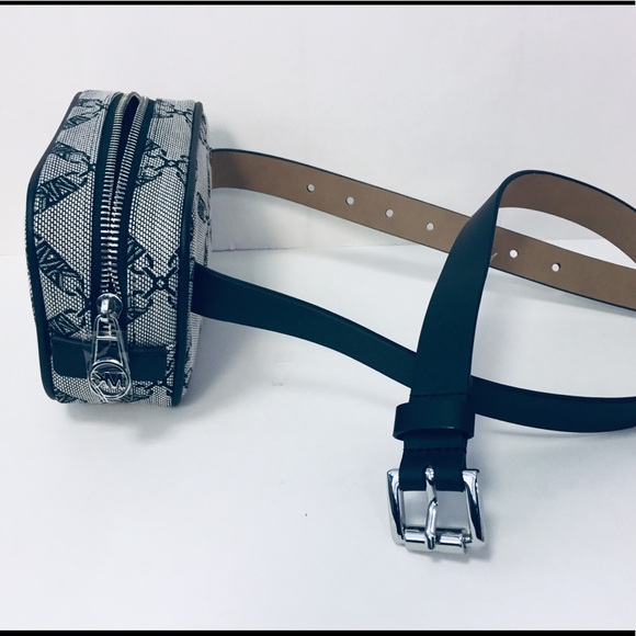 NWT Michael Kors Belt Bag - Picture 11 of 16